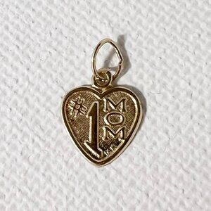 14k SOLID GOLD - #1 Mom Heart Pendant